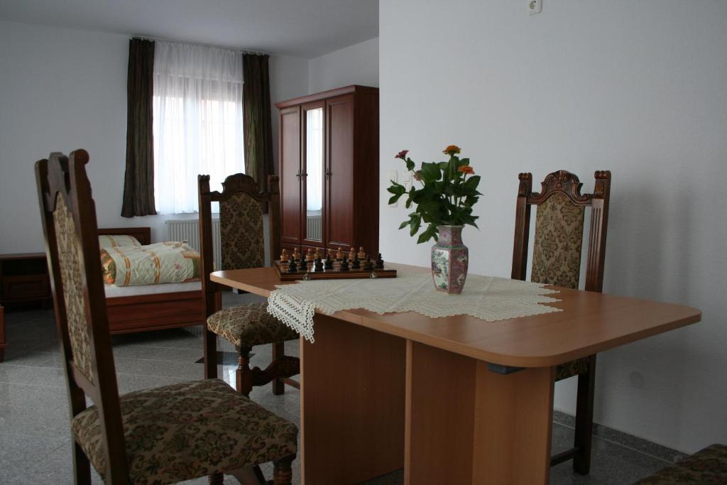 Pensjonacik Graven Appartamento Nidzica Camera foto